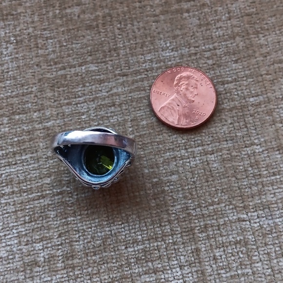 Silver Four Prong Setting Multi Faceted Glass or Stone Ring - Picture 9 of 13